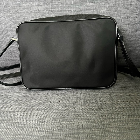 NWT MICHAEL KORS LEATHER SPORT LARGE EW CROSSBODY BAG PURSE - Picture 4 of 7